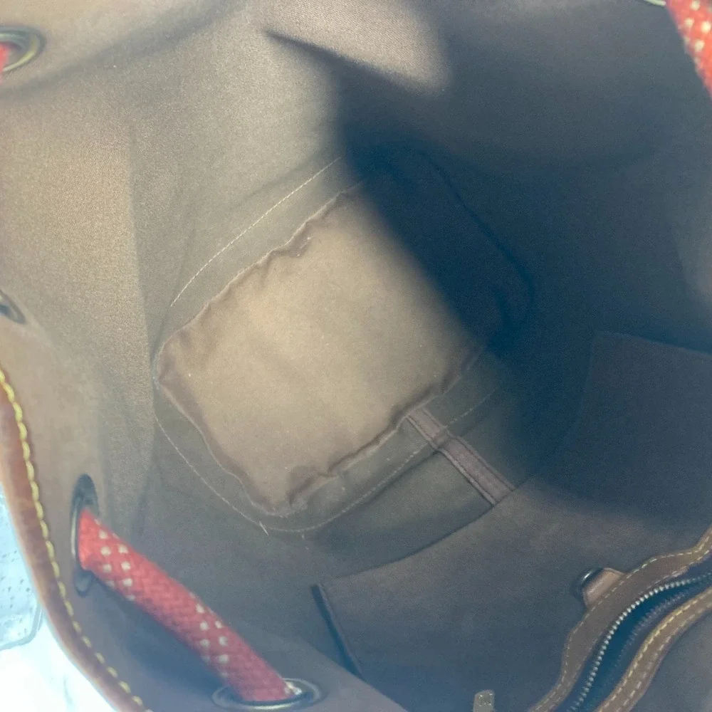 LOUIS VUITTON Brown Leather Shoulder Bag